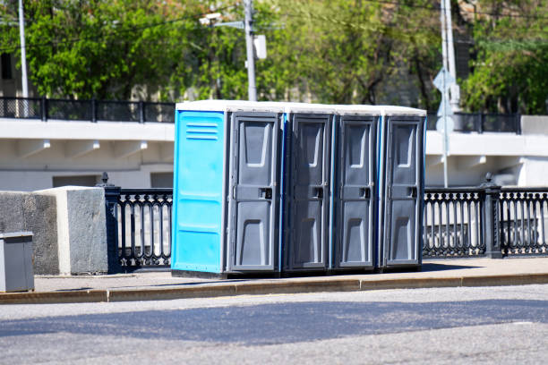 Best Construction site porta potty rental  in Garden City, KS