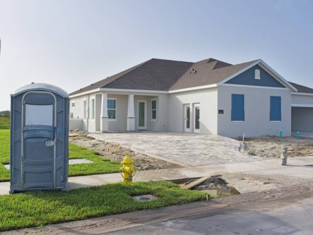 Porta potty delivery and setup in Garden City, KS